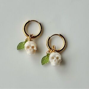 Snapdragon Pearlescent Skull Hoop Earrings